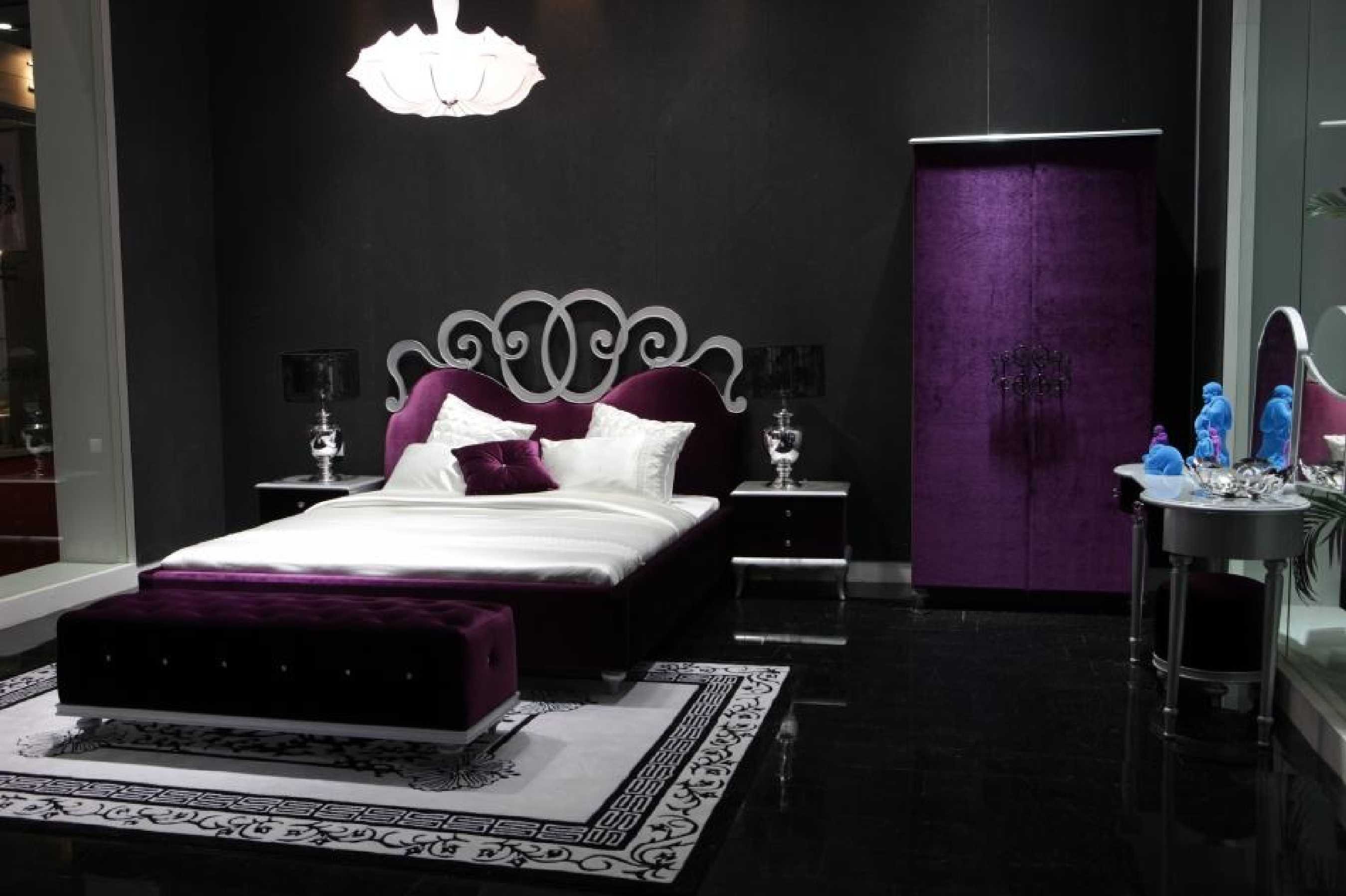 Комната в черно фиолетовом стиле
