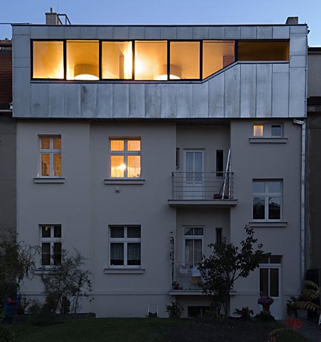 modern-metal-mansard-roof-addition
