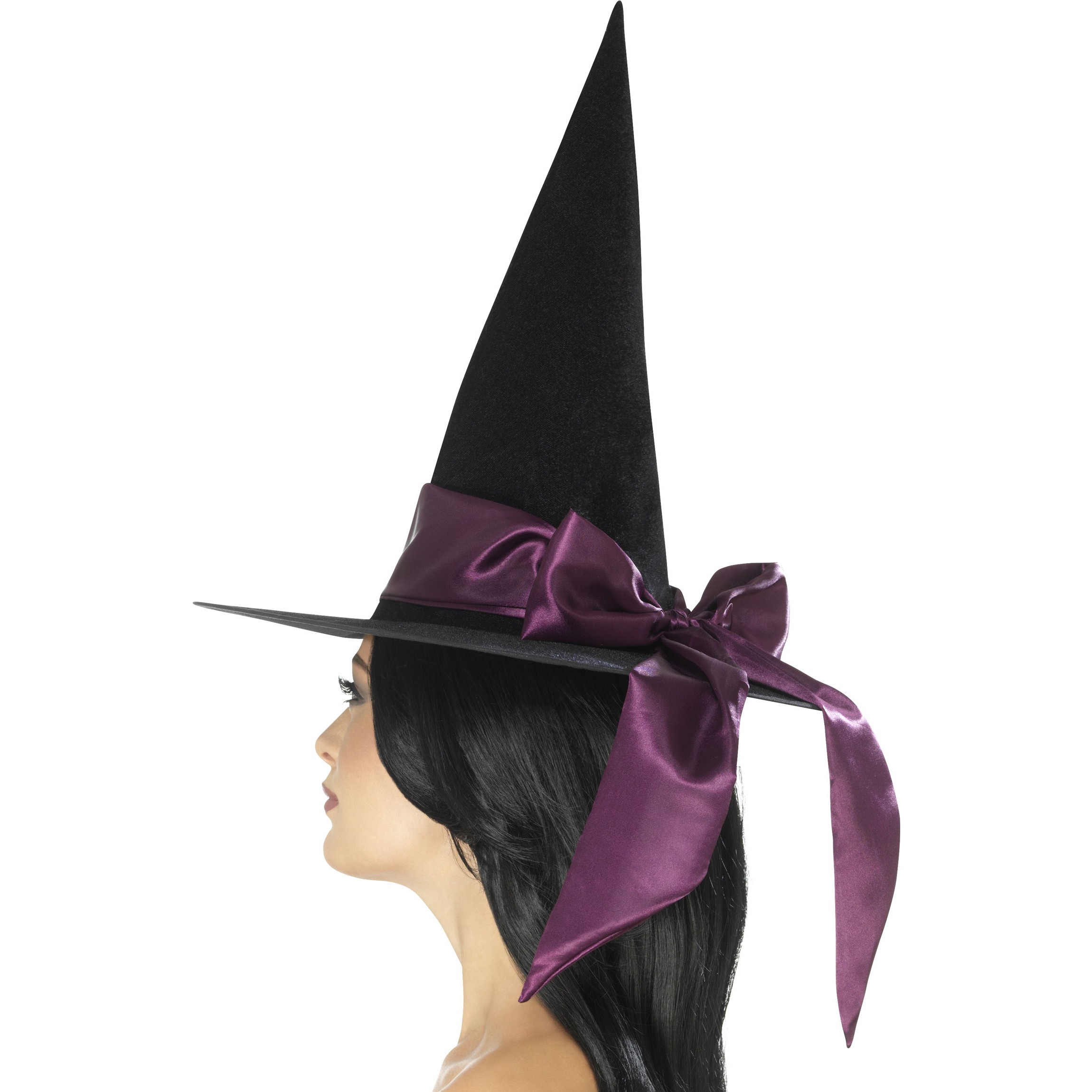 Черная ведьминская шляпа