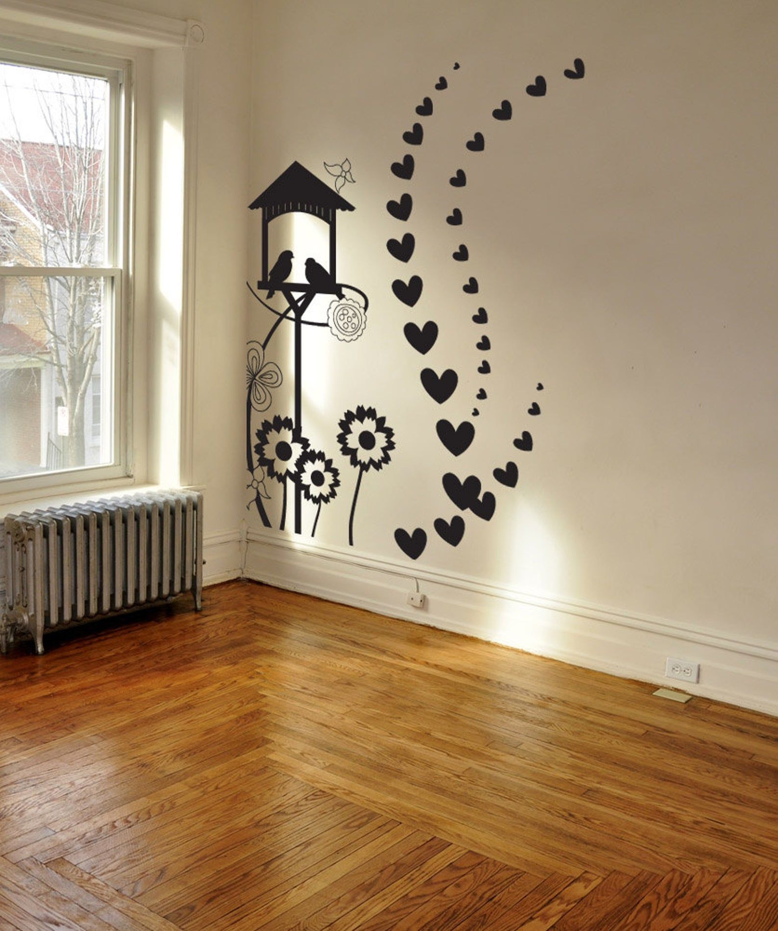 Красиво разрисовать стену в комнате