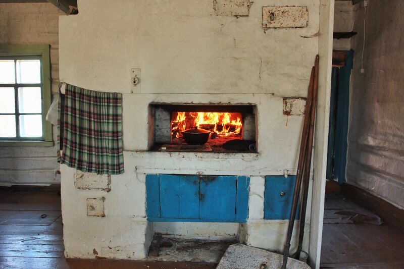 Деревенская печка: инструкция по установке своими руками, чертежи печей .