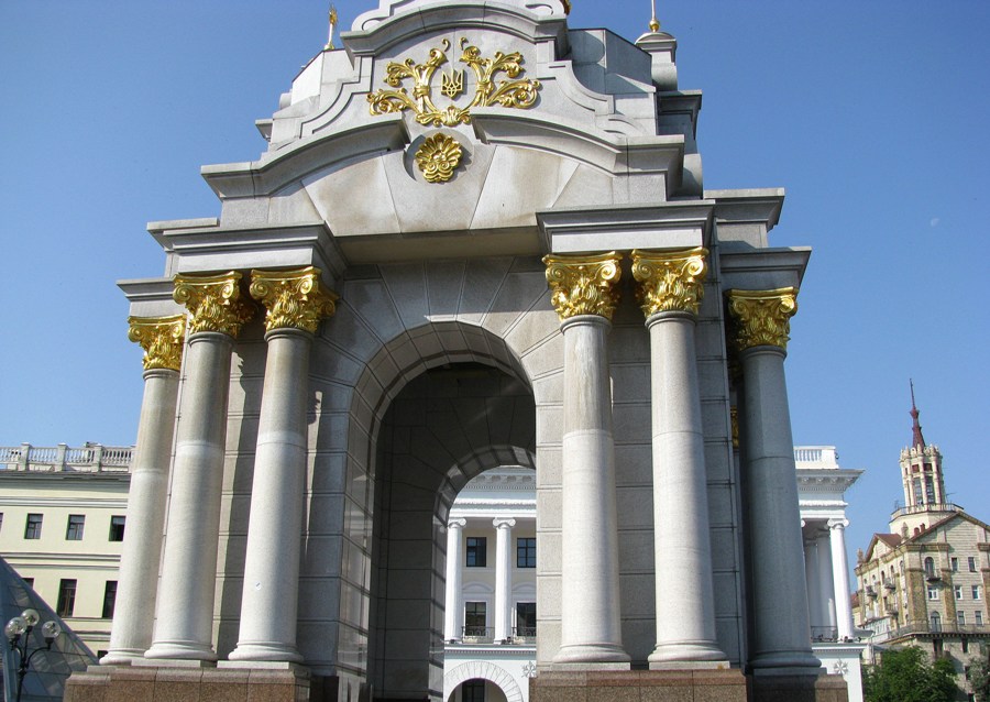 Ампир в архитектуре. Московский Ампир. Столичный Ампир Россия. Киевский сталинский Ампир. Стадион сталинский Ампир Киев.